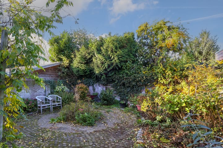 Foto 38 van Biest 15