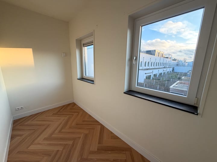 Foto 15 van Werktuigstraat 70