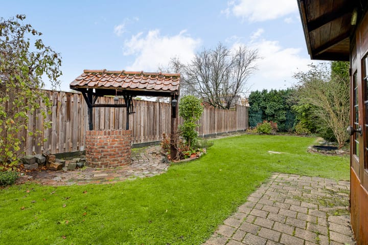 Photo 3 of Emmastraat 17