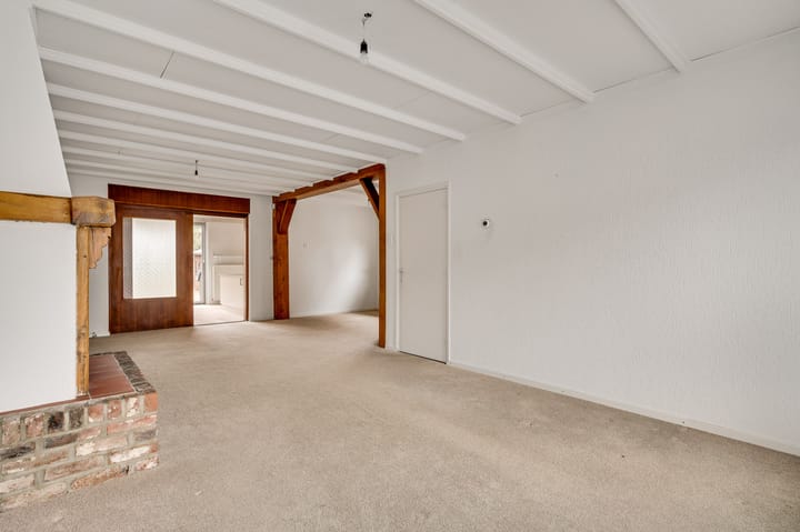 Photo 16 of Emmastraat 17