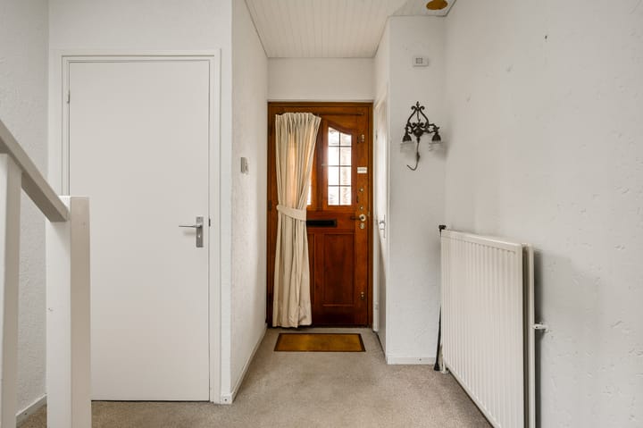 Photo 24 of Emmastraat 17