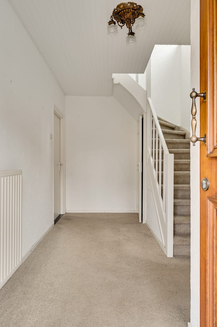 Photo 26 of Emmastraat 17