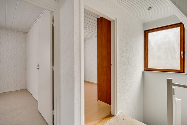 Photo 27 of Emmastraat 17