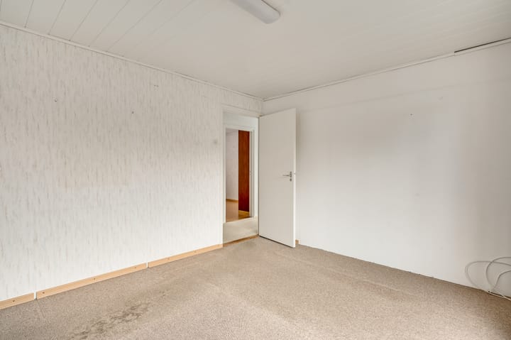 Photo 32 of Emmastraat 17