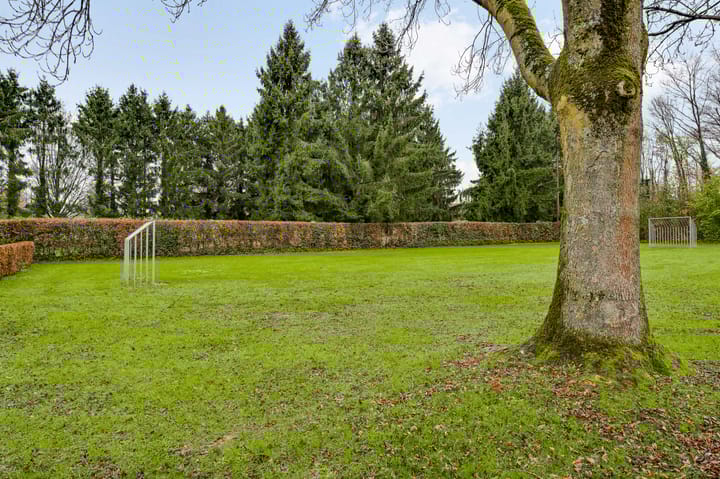 Photo 47 of Emmastraat 17