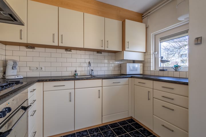 Photo 10 of Jan van Goyenstraat 48