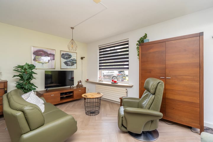 Foto 2 van Middelgraaf 22