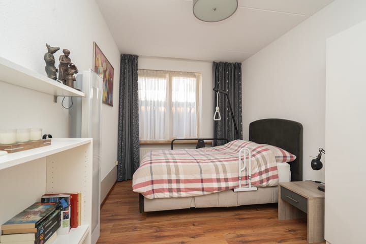 Foto 4 van Middelgraaf 22