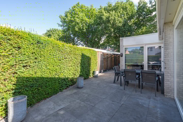 Photo 32 of Middelgraaf 22