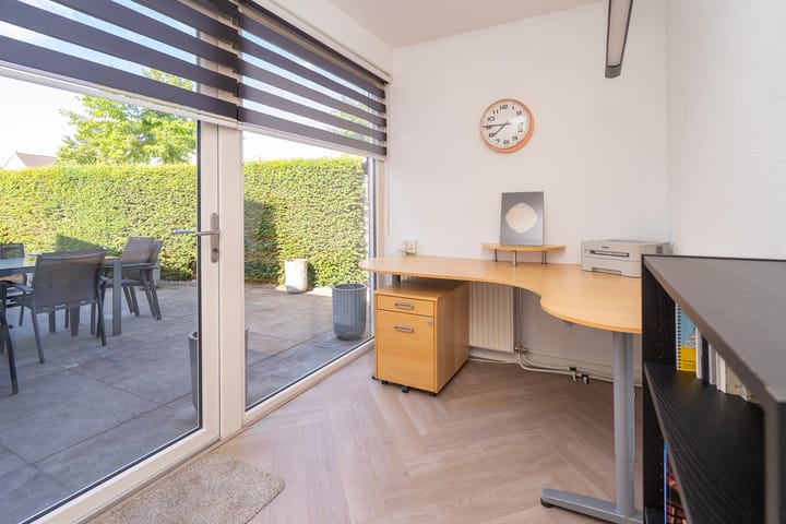 Photo 42 of Middelgraaf 22