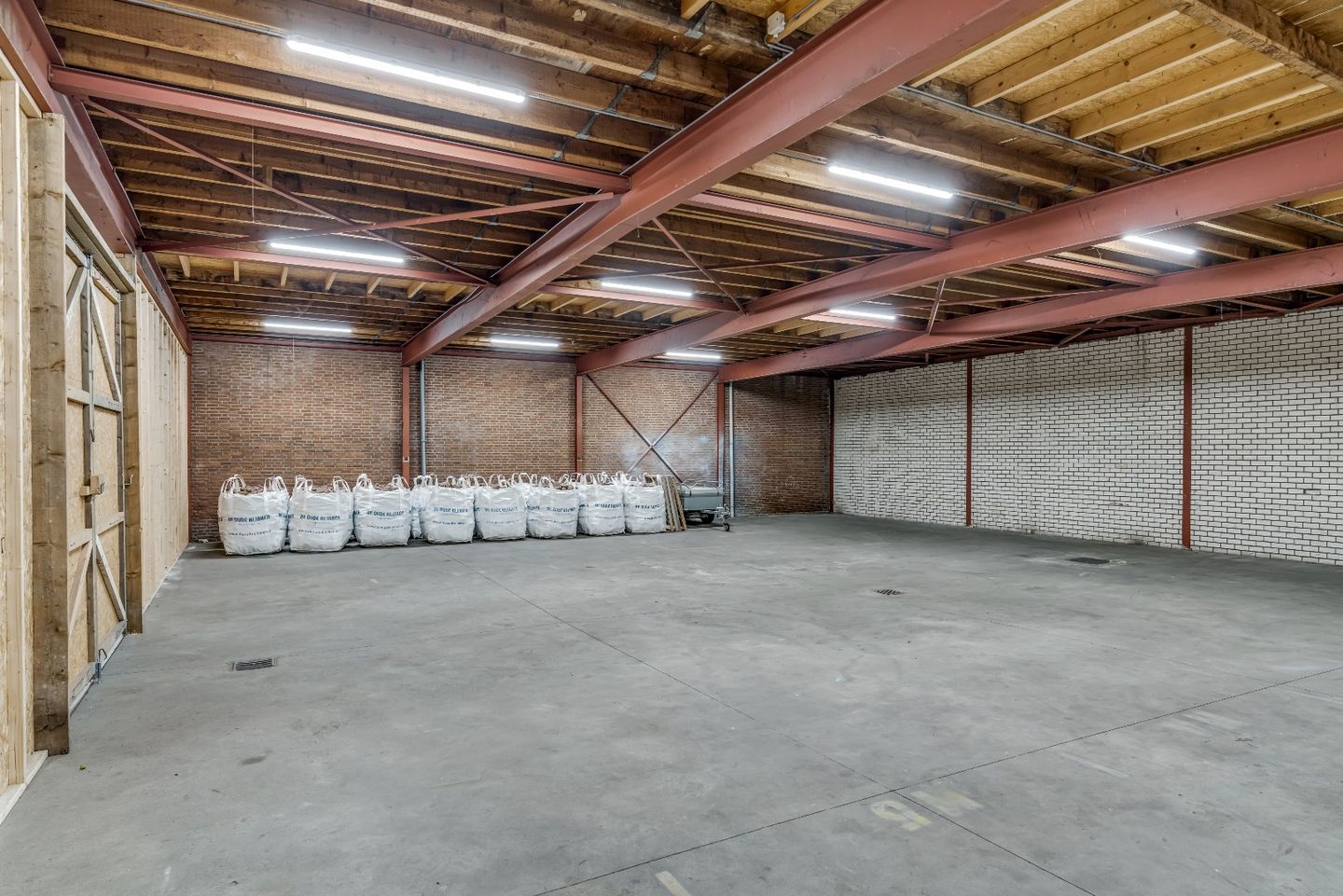 Bekijk foto 3 van Veestraat 42