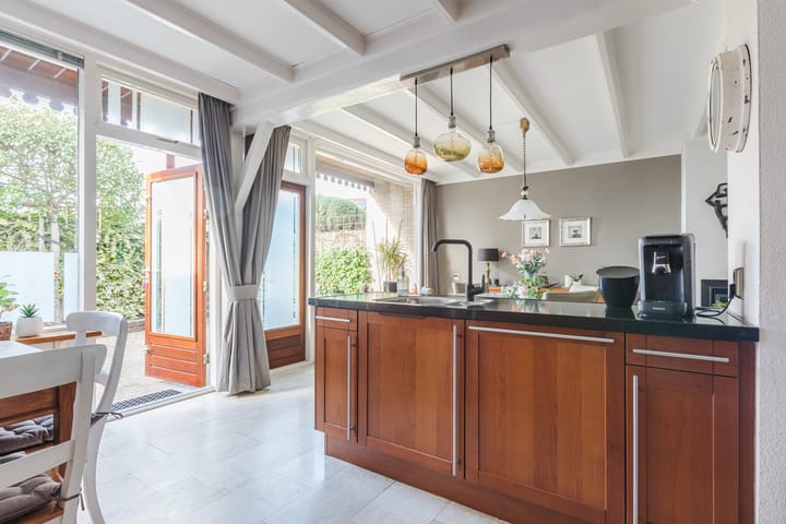 Photo 11 of Sint Maartenstraat 37