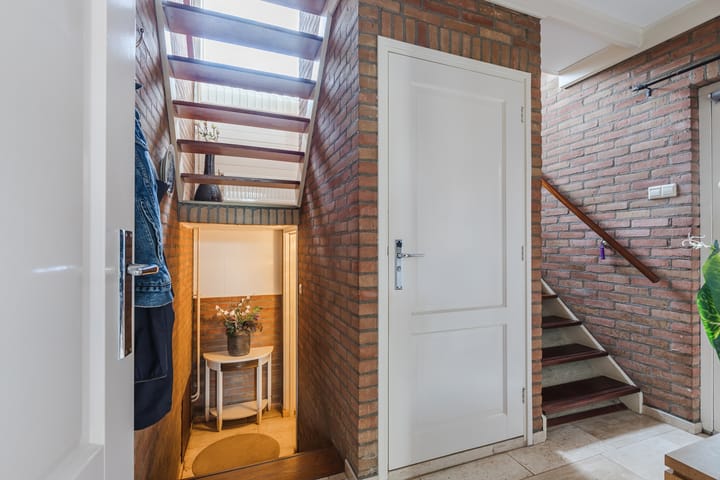 Photo 8 of Sint Maartenstraat 37