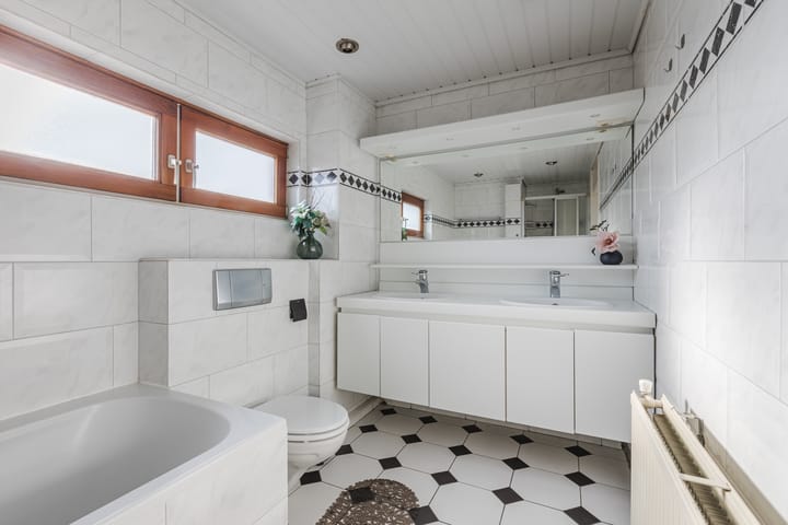 Photo 35 of Sint Maartenstraat 37