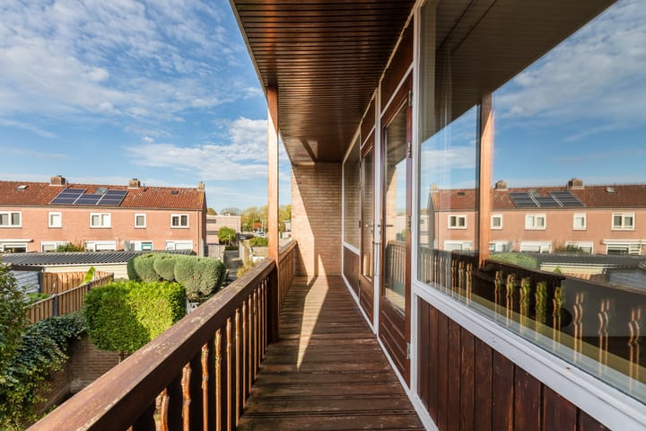 Photo 32 of Sint Maartenstraat 37