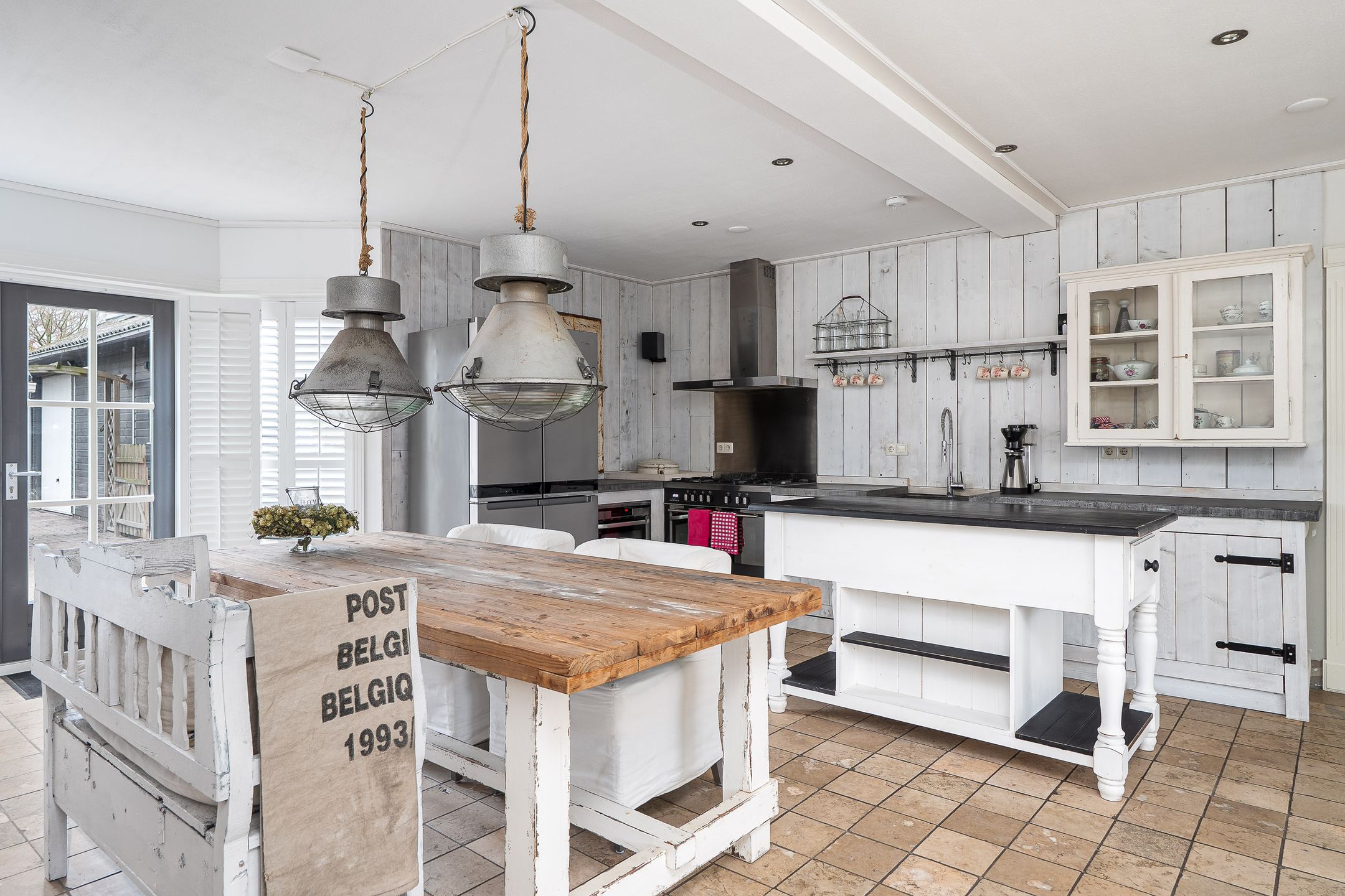 Foto 15 van Schoolstraat 2