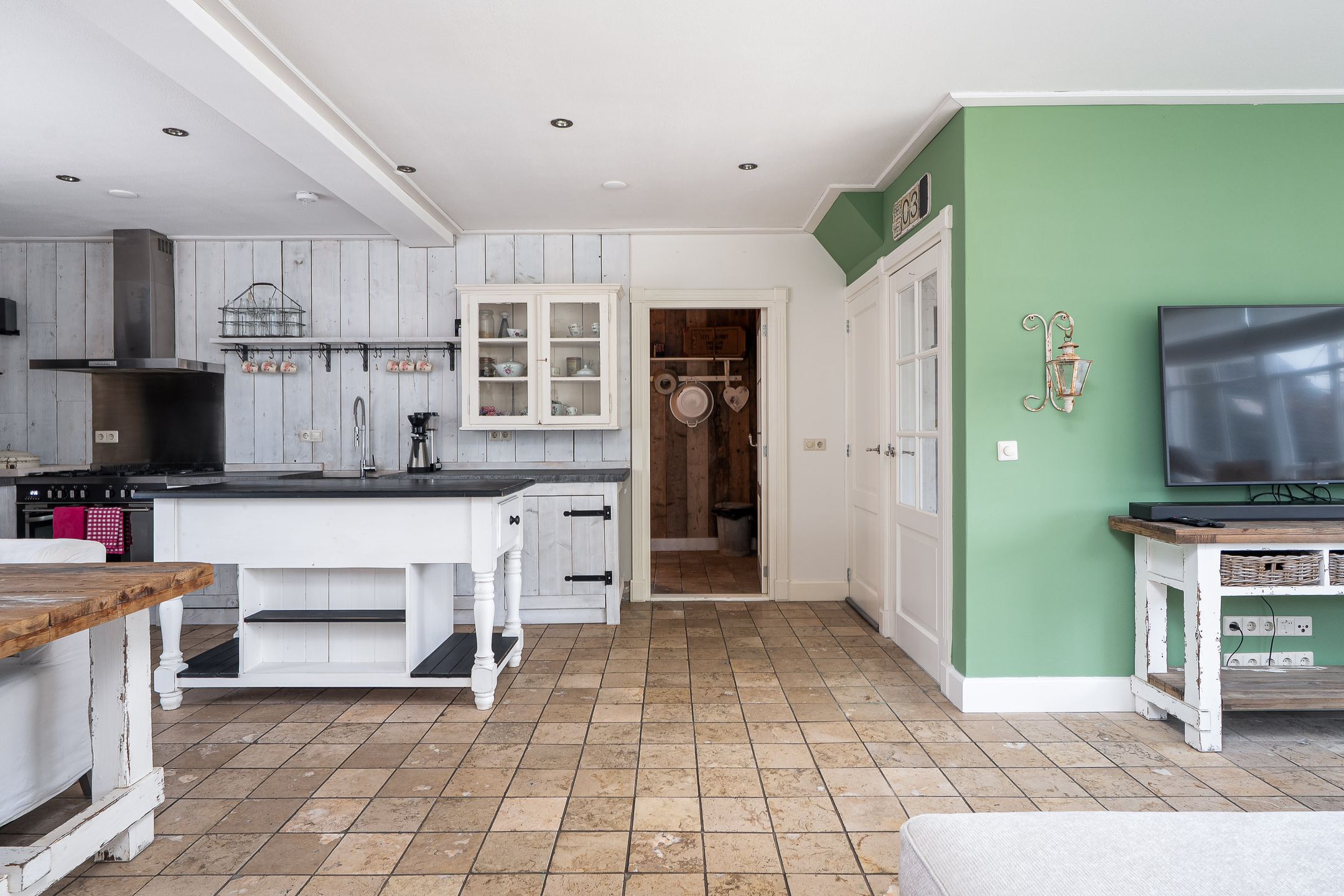 Foto 18 van Schoolstraat 2