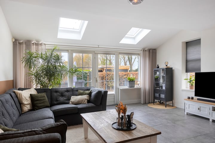 Foto 9 van Paardebloemweg 2