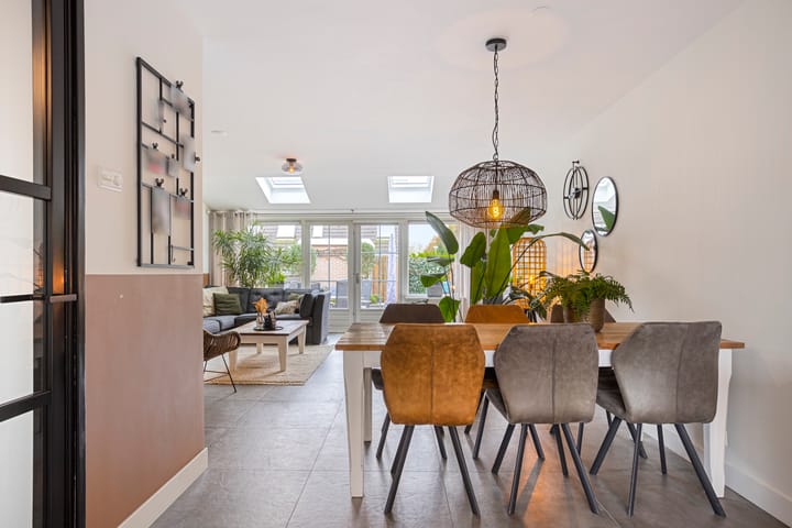 Foto 14 van Paardebloemweg 2