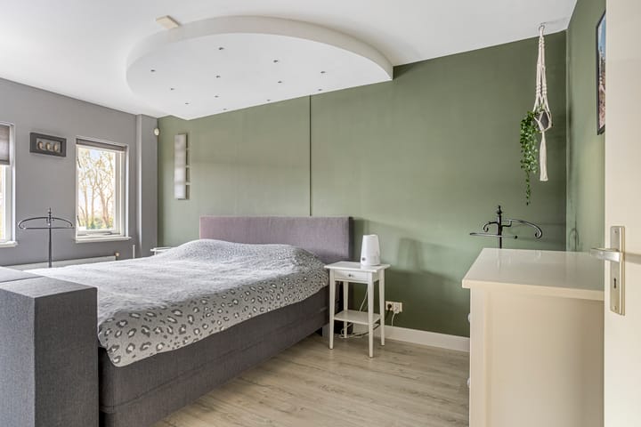 Foto 16 van Paardebloemweg 2