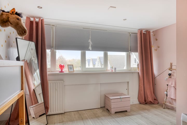 Foto 24 van Paardebloemweg 2