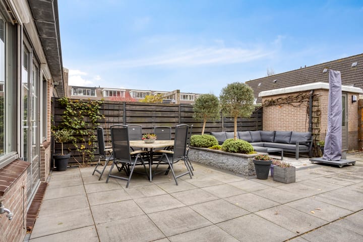 Foto 25 van Paardebloemweg 2