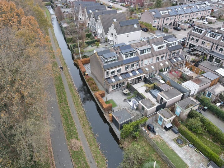 Foto 27 van Paardebloemweg 2