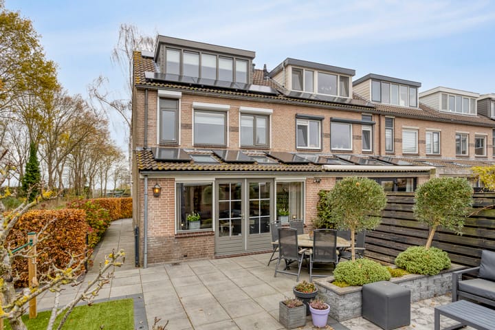 Foto 28 van Paardebloemweg 2