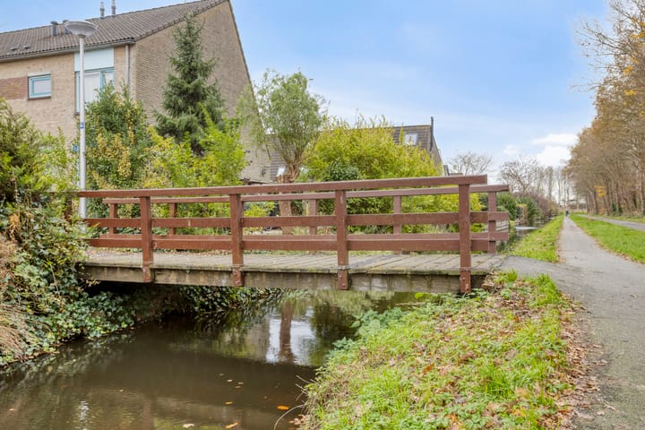 Foto 35 van Paardebloemweg 2