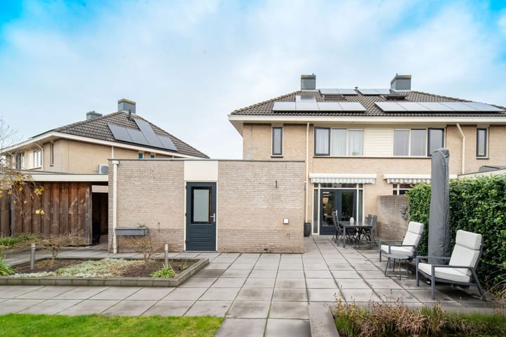 Foto 30 van Steenanjer 11