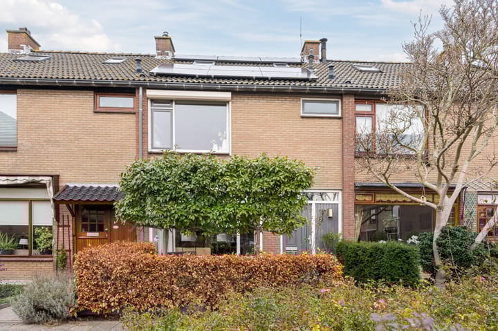 Photo 5 of Irisstraat 5