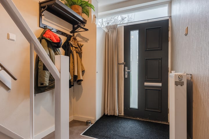 Photo 20 of Irisstraat 5