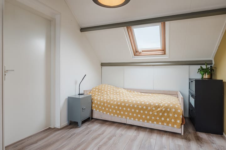 Photo 33 of Irisstraat 5