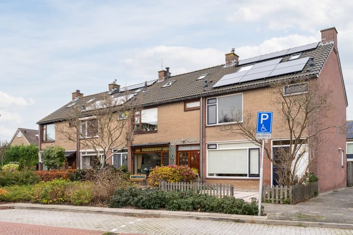 Photo 6 of Irisstraat 5