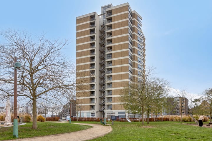 Foto 2 van Oranjeplein 260