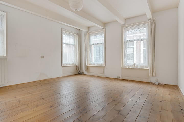 Photo 40 of Hoofdstraat 20