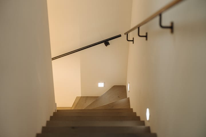 Photo 38 of De Klencke 87-A