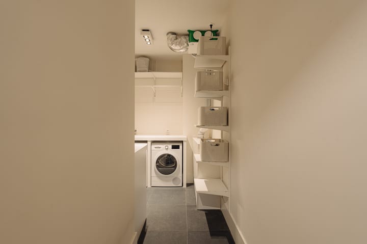 Photo 48 of De Klencke 87-A