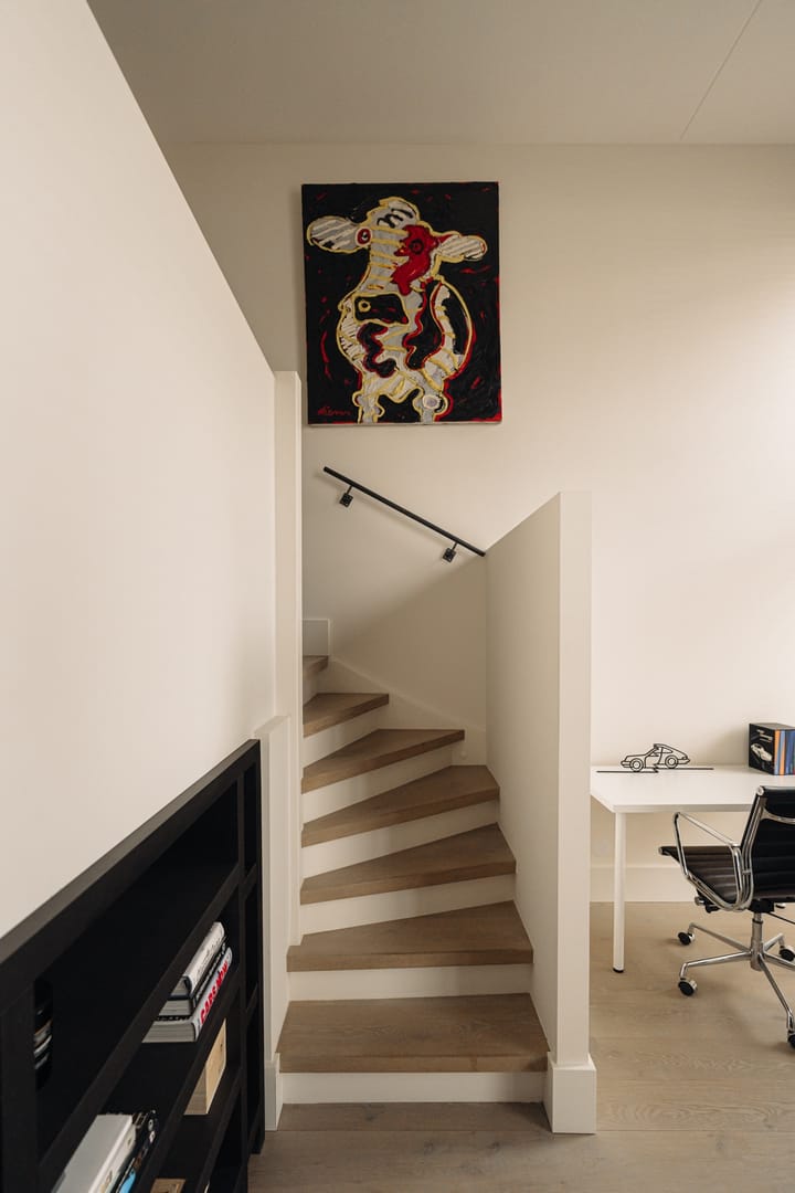 Photo 43 of De Klencke 87-A