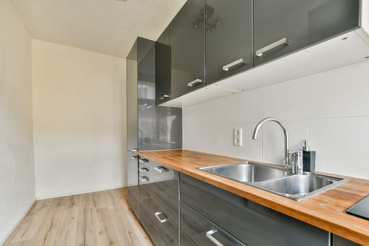 Photo 8 of Orteliusstraat 229-2