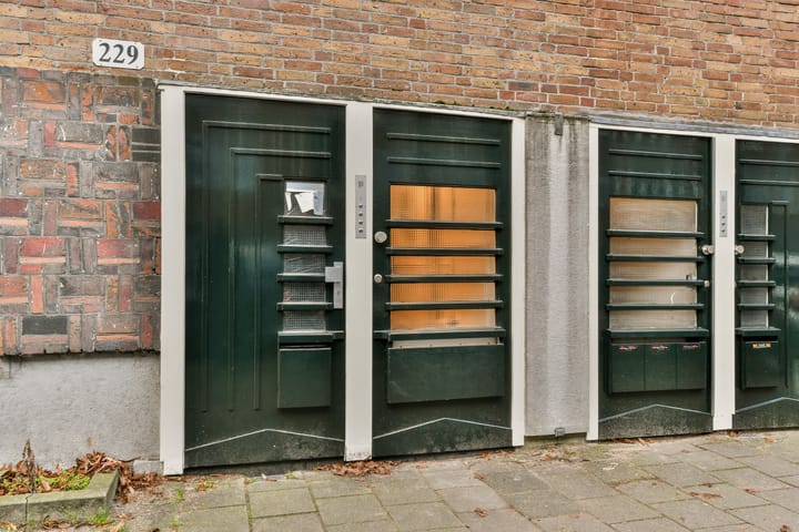 Photo 14 of Orteliusstraat 229-2