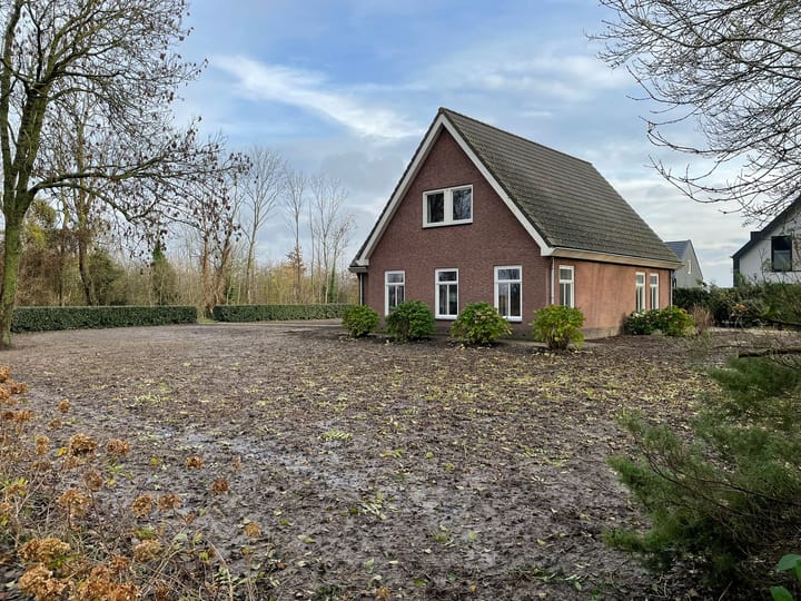 Foto 1 van Hoofdweg 1126