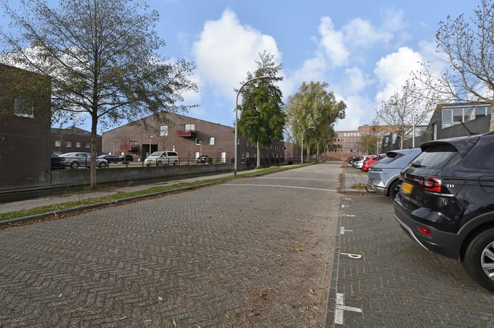 Photo 48 of Van Dijkwater 45