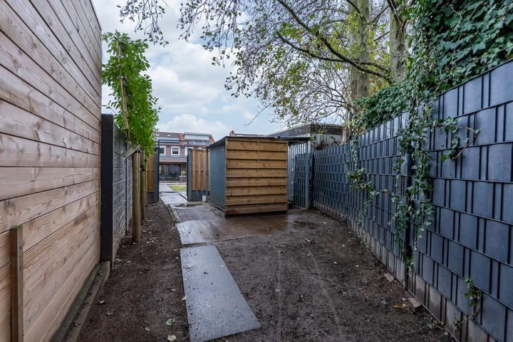 Foto 25 van Burg.Franssenstraat 27