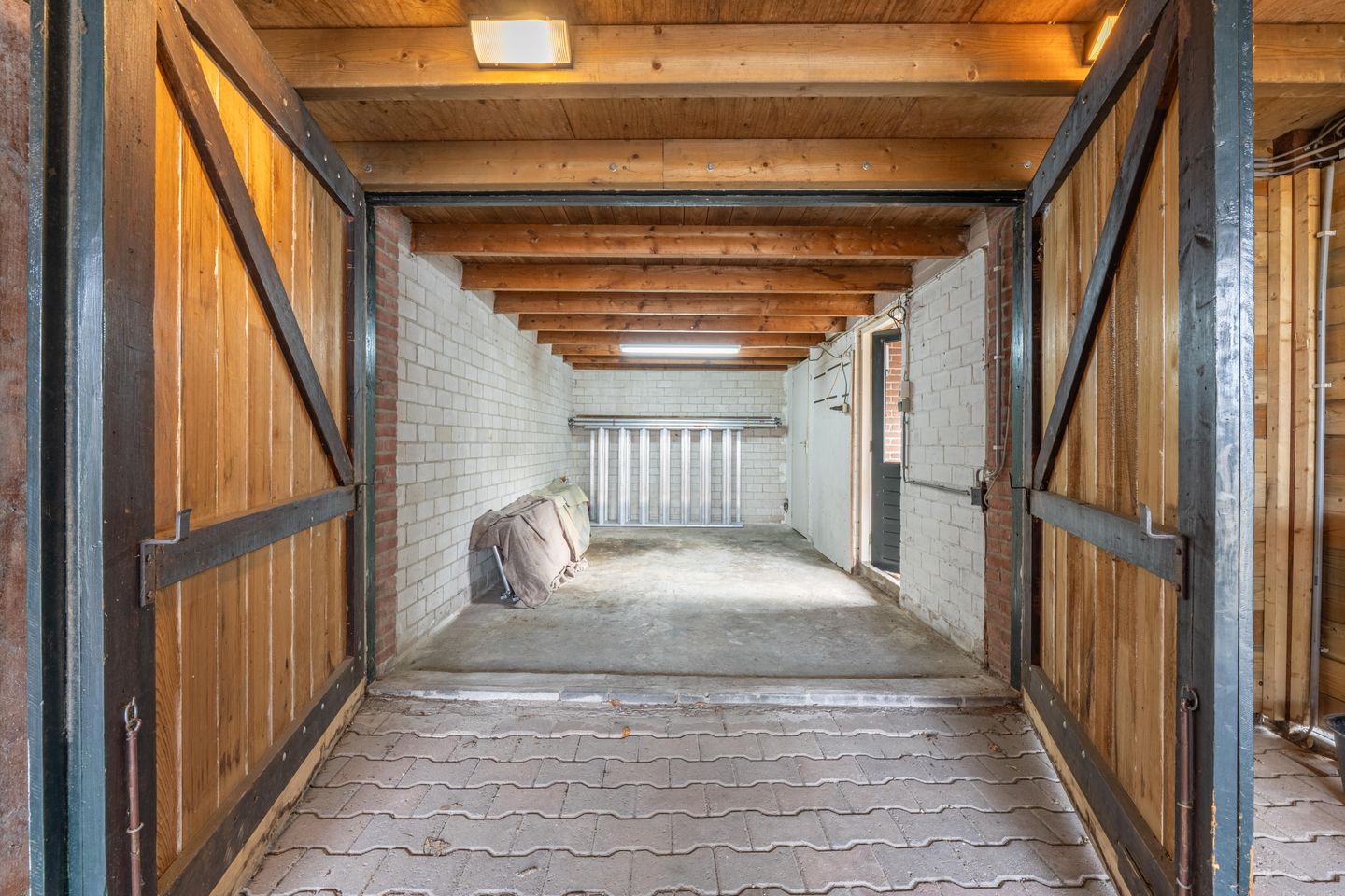 Photo 14 of Burgemeester van Welderenstraat 9