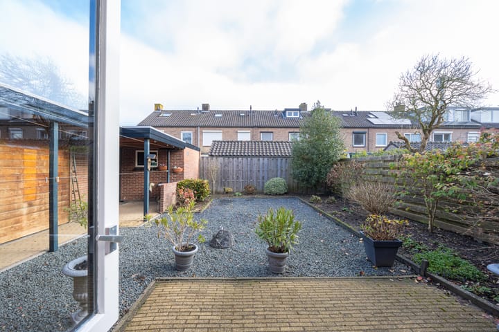 Foto 37 van Burgemeester van Welderenstraat 9