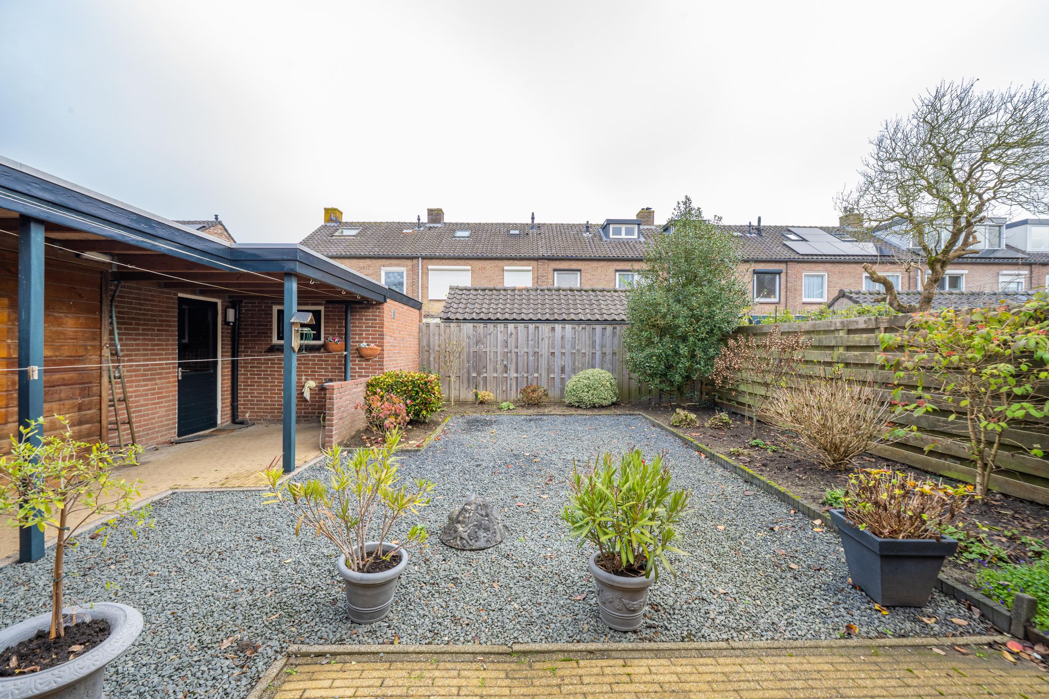 Photo 42 of Burgemeester van Welderenstraat 9