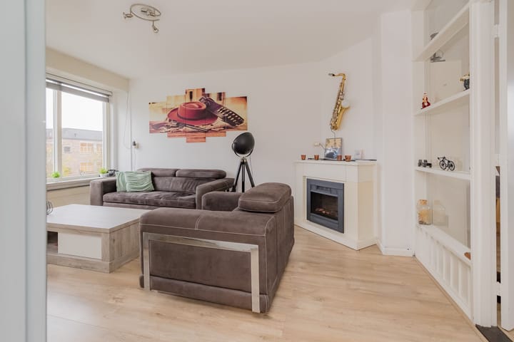 Foto 5 van Charlotte de Bourbonstraat 28