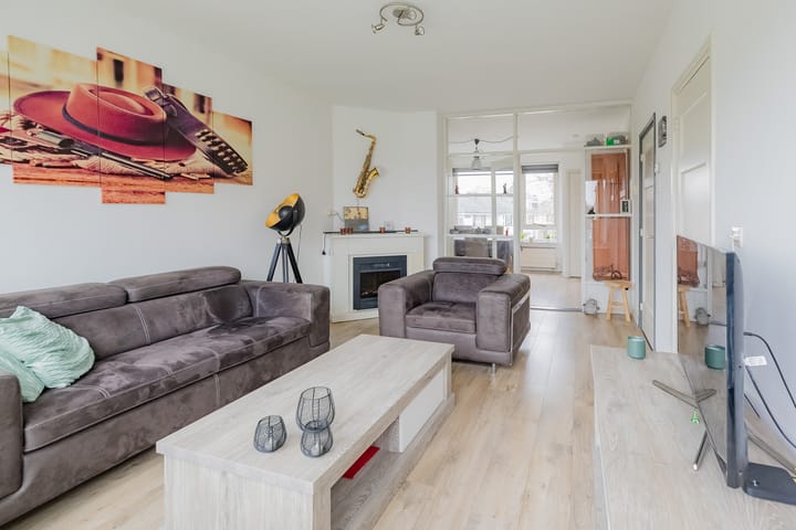 Foto 3 van Charlotte de Bourbonstraat 28