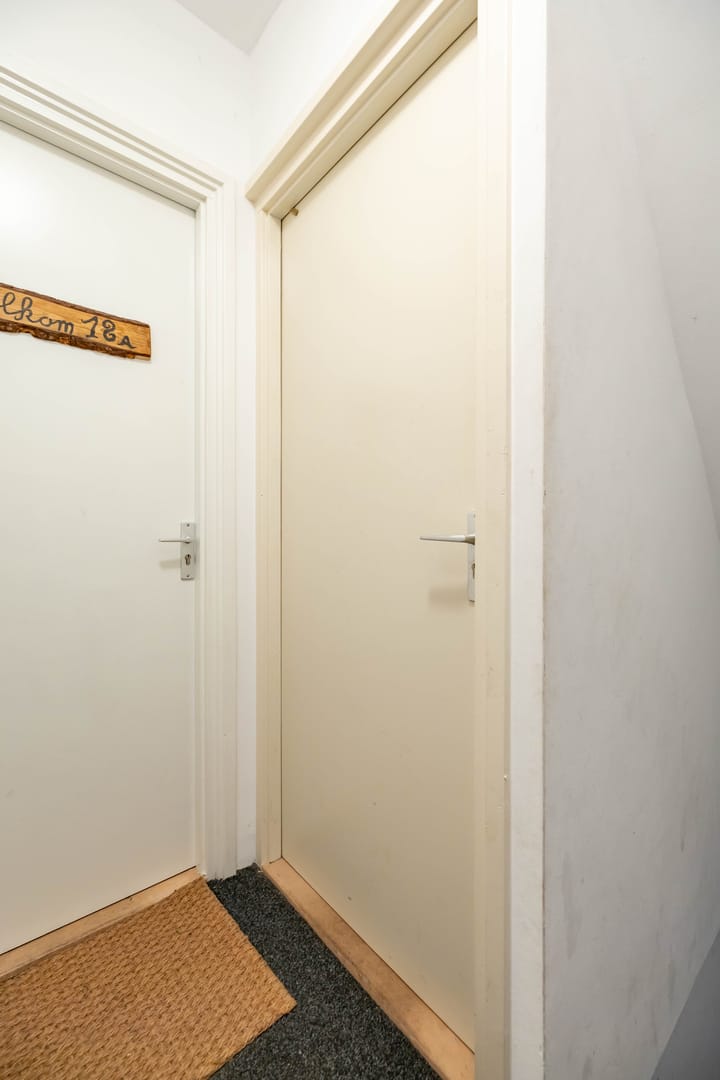 Foto 10 van Robijnstraat 18-B